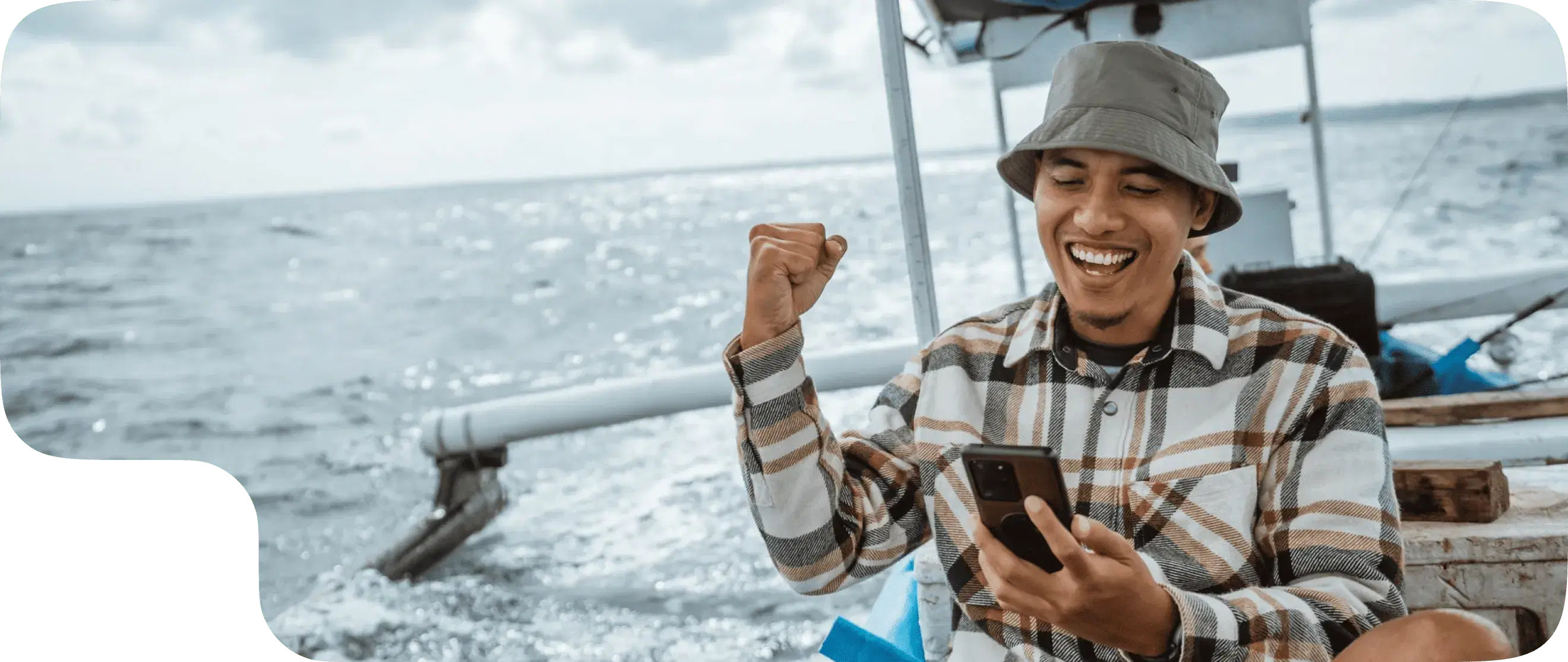 SafeSea marine safety app hero background